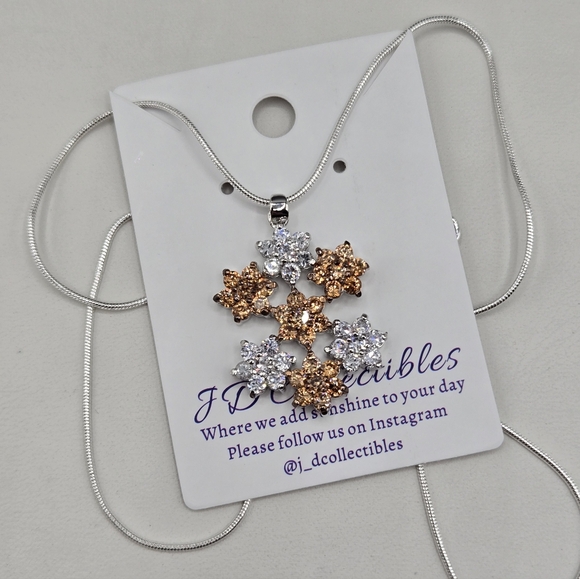 Swarovski Crystal Elements Silver Necklace Champagne Floral 20 inch Prom Bridal - Picture 2 of 4